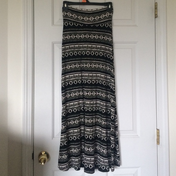 Charlotte Russe Dresses & Skirts - Maxi skirt