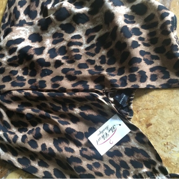 Halter top - Picture 3 of 3