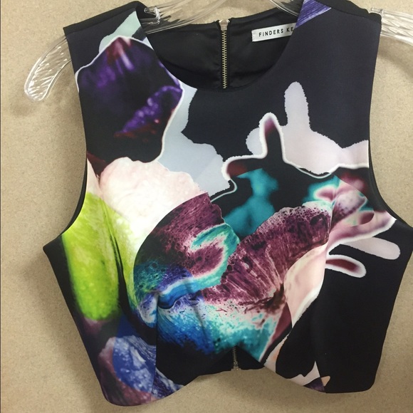 BRAND NEW W/O tags finders keepers scuba crop top