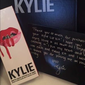 Kylie lip kit