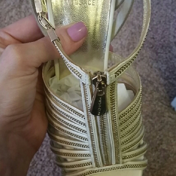 Versace sandals - Picture 2 of 2