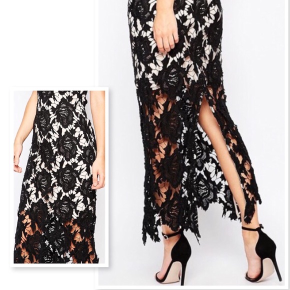 KEEPSAKE TRUE LOVE MAXI DRESS - Picture 3 of 4