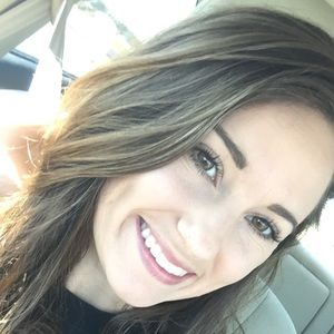 Meet your Posher, Haylee