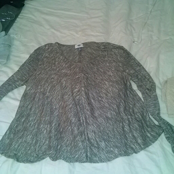Beige long sleeve flowy sweater top