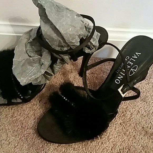 Valentino fur sandals - Picture 2 of 2
