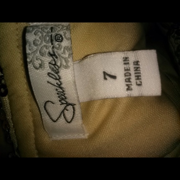 Speechless Sequenced Prom Dress - Picture 4 of 4