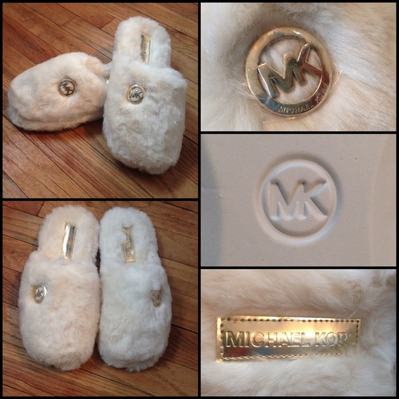 Michael Kors Cream Slippers Size 8