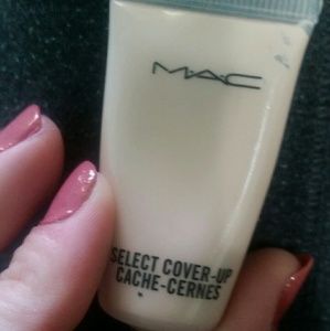 MAC select cover up concealer nw15