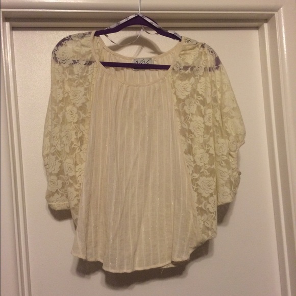 Gorgeous top for spring!