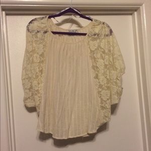 Gorgeous top for spring!