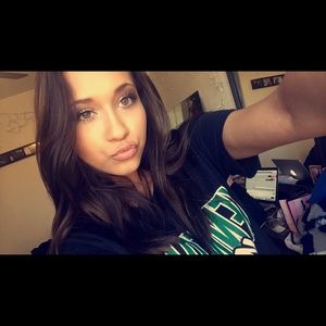 Meet your Posher, Savanah