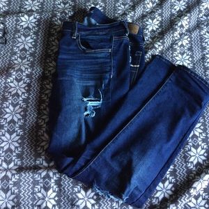 American eagle ripped jeggings