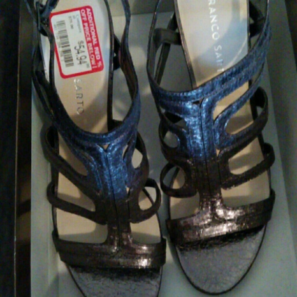 Heels - Picture 3 of 4