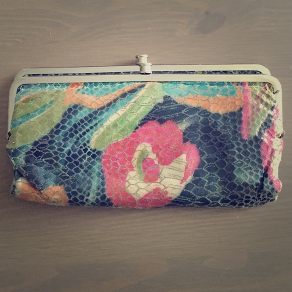 Hobo oversized wallet