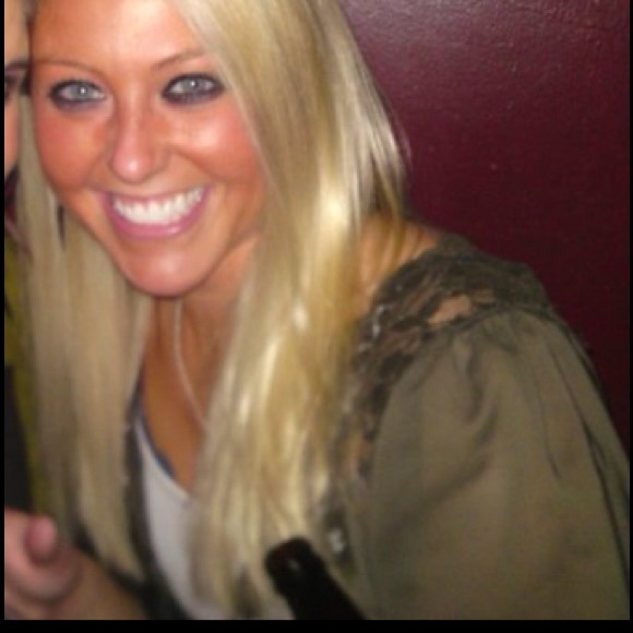 Olive green lace and sheer top - Picture 4 of 4