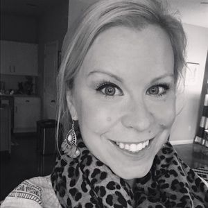 Meet your Posher, Victoria