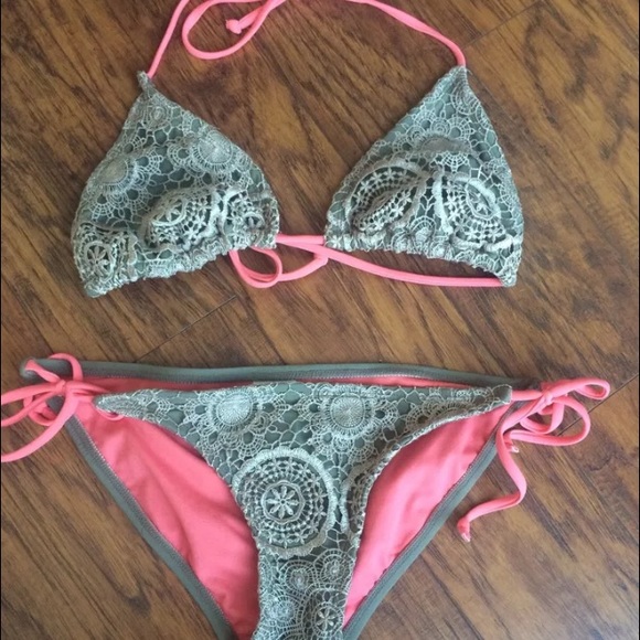 Xhilaration Bikini. Medium Top Small Bottom.