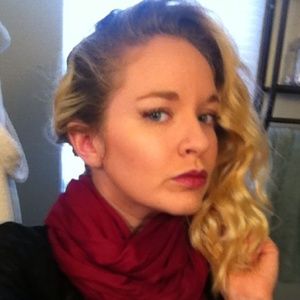 Meet Your Posher - Dani