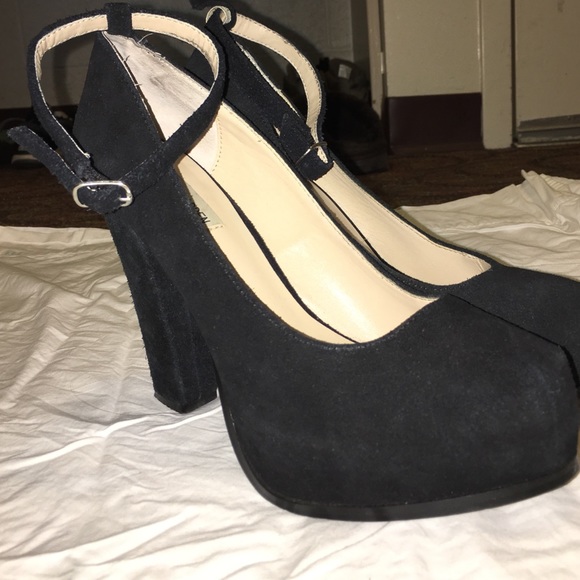 Black high heels - Steve Madden