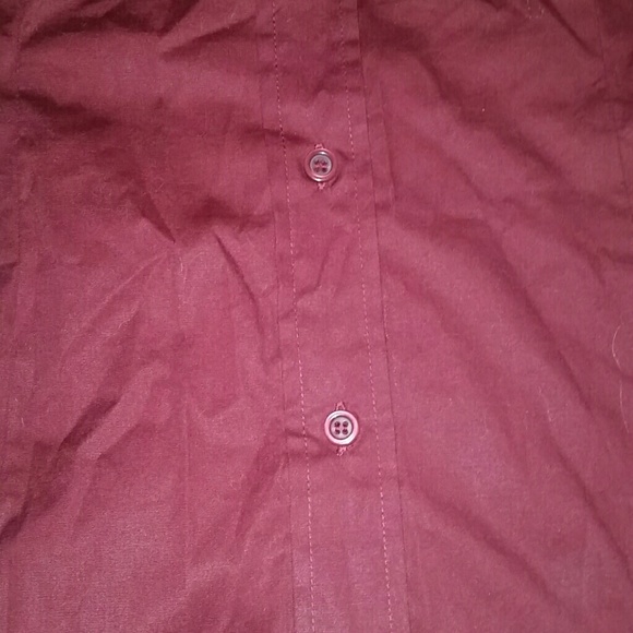 Button up - Picture 2 of 3