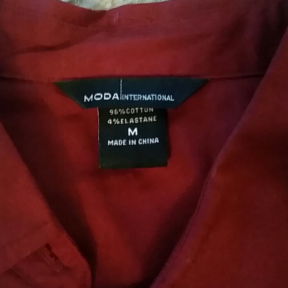 Button up - Picture 3 of 3