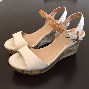 Mix No. 6 wedge sandals size 8.5