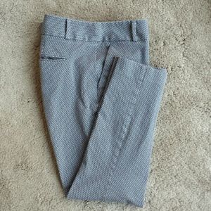 LOFT ankle length skinny pants.