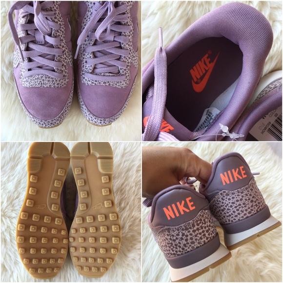 S O L D - Picture 2 of 3