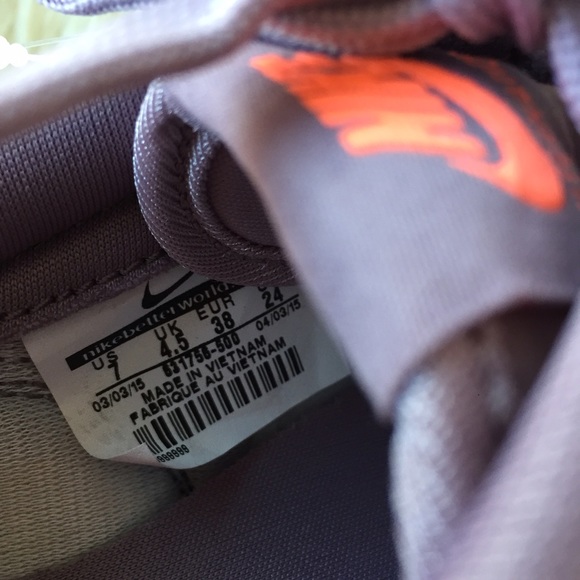 S O L D - Picture 3 of 3