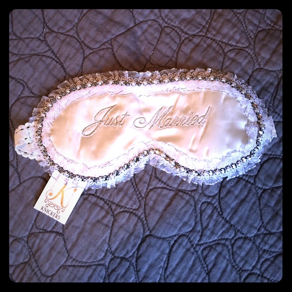 "Just Married" sleep mask
