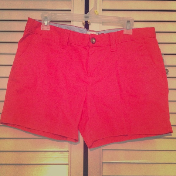 Cute red shorts!