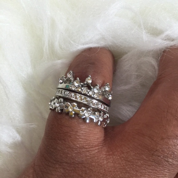 Set Of 3 Silver Midi Rings - Picture 3 of 4
