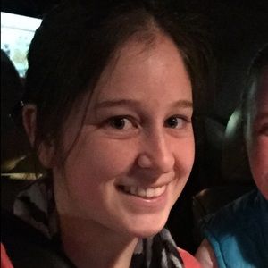 Meet your Posher, Cassandra