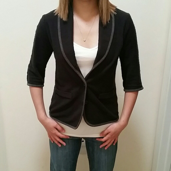 Black blazer out of nubby cotton short length