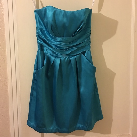Formal/Bridesmaid dress - Picture 1 of 3