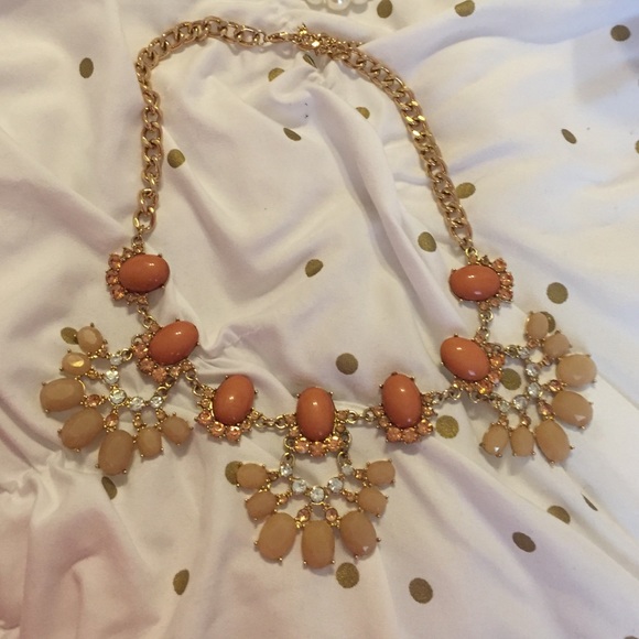 Statement necklace
