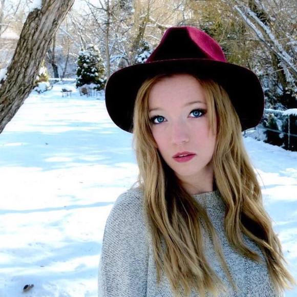 Meet your Posher, Alyssa - Picture 1 of 1