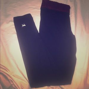 Victoria's Secret leggings W/ burgundy band!