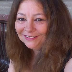 Meet your Posher, Laurie