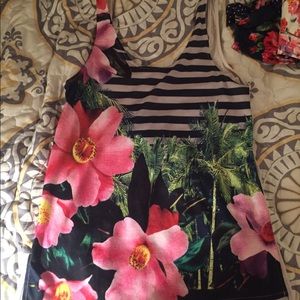 Express tropical tank