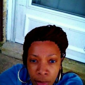 Meet your Posher, Tonya