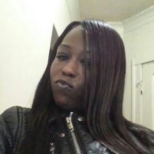 Meet your Posher, Monique