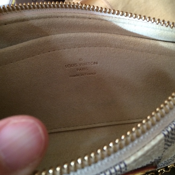 SOLD!!!!!Louis Vuitton Pichette Milla Clutch - Picture 2 of 4
