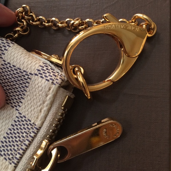 SOLD!!!!!Louis Vuitton Pichette Milla Clutch - Picture 4 of 4