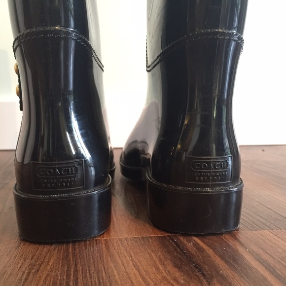 Coach Boots Black - Picture 2 of 3