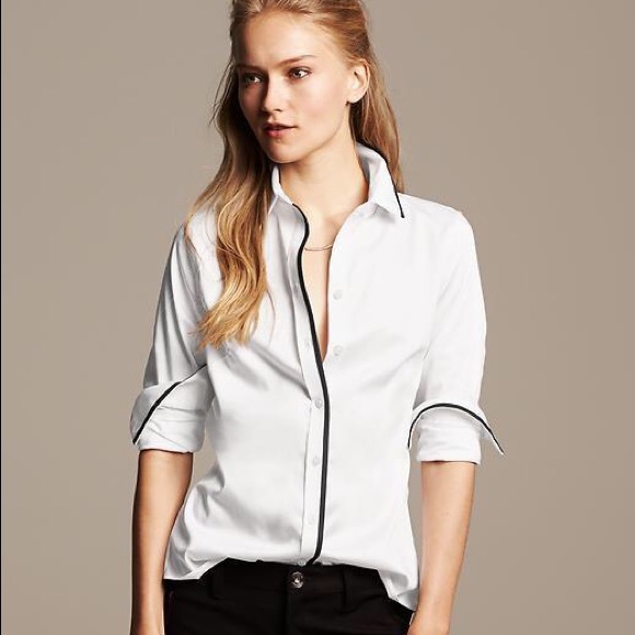 ✨ FINAL PRICE ✨ NWT Banana Republic Top