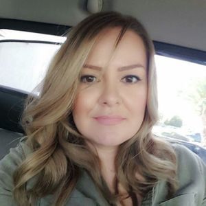 Meet your Posher, Cassandra