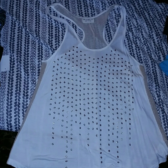 Shirt - Picture 2 of 3