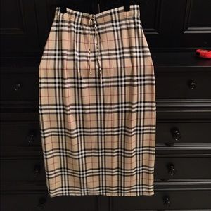 Burberry nova check maxi skirt SZ M