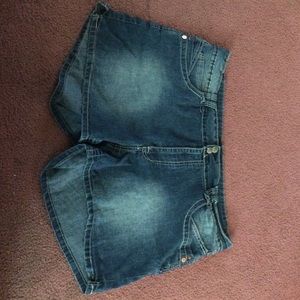 Jean Shorts  Bundle size 18/20 & size 20